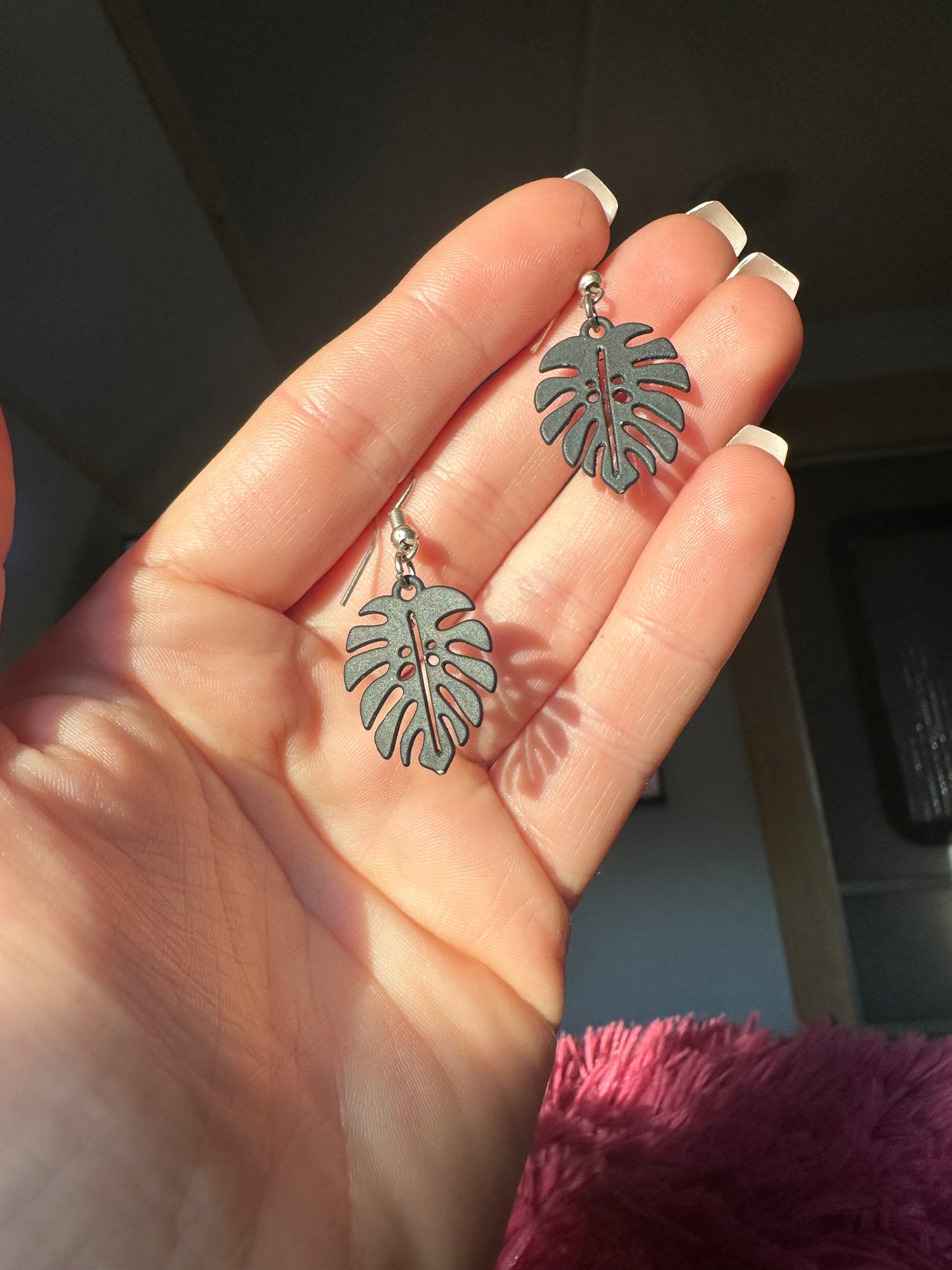 Monstera Earrings