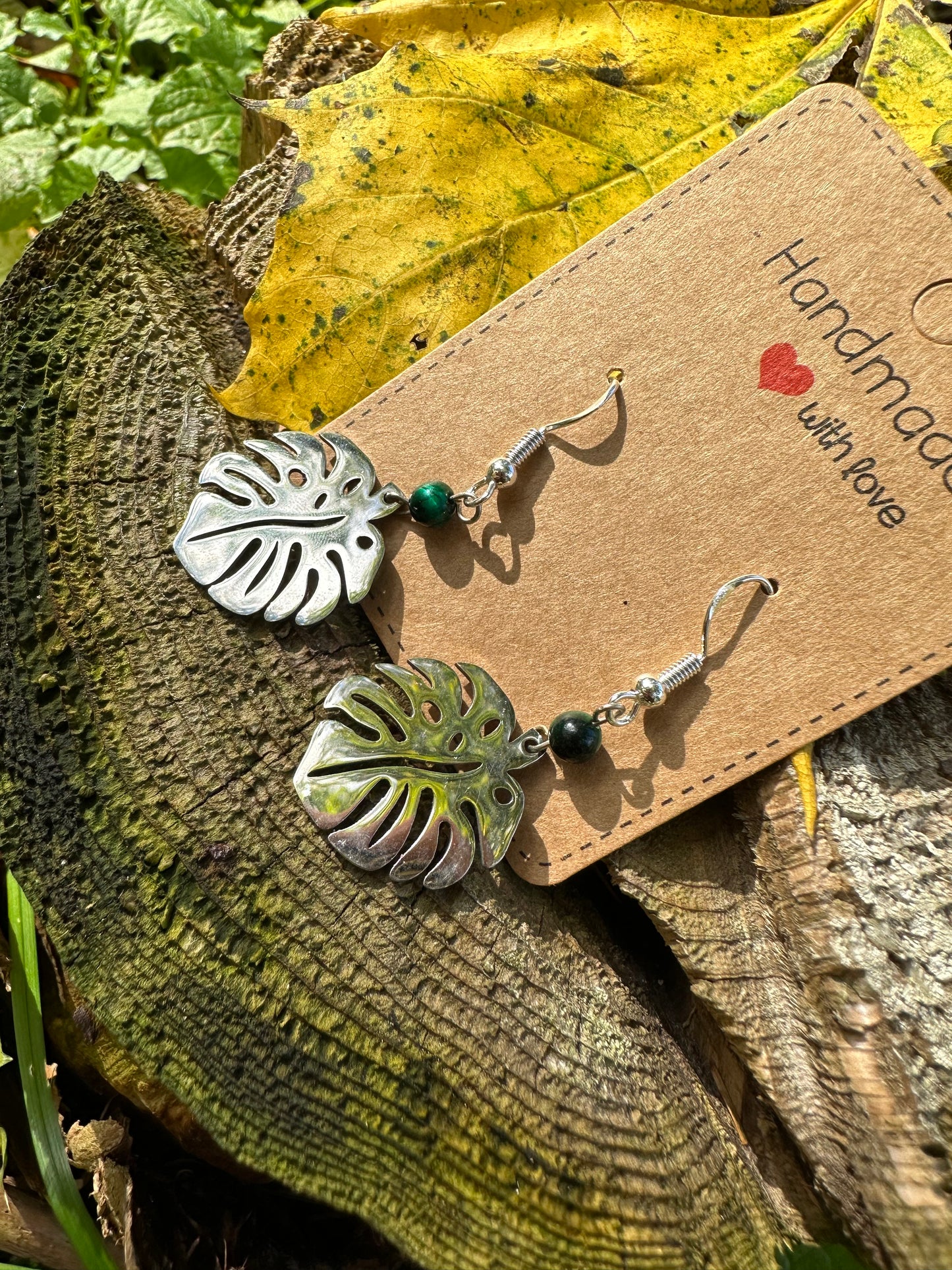 Silver monstera with green tigers eye