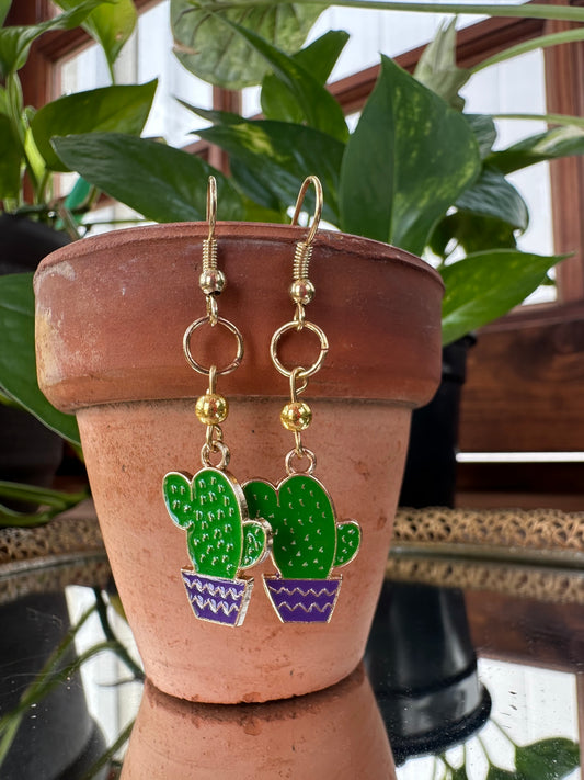 Waving cactus earrings