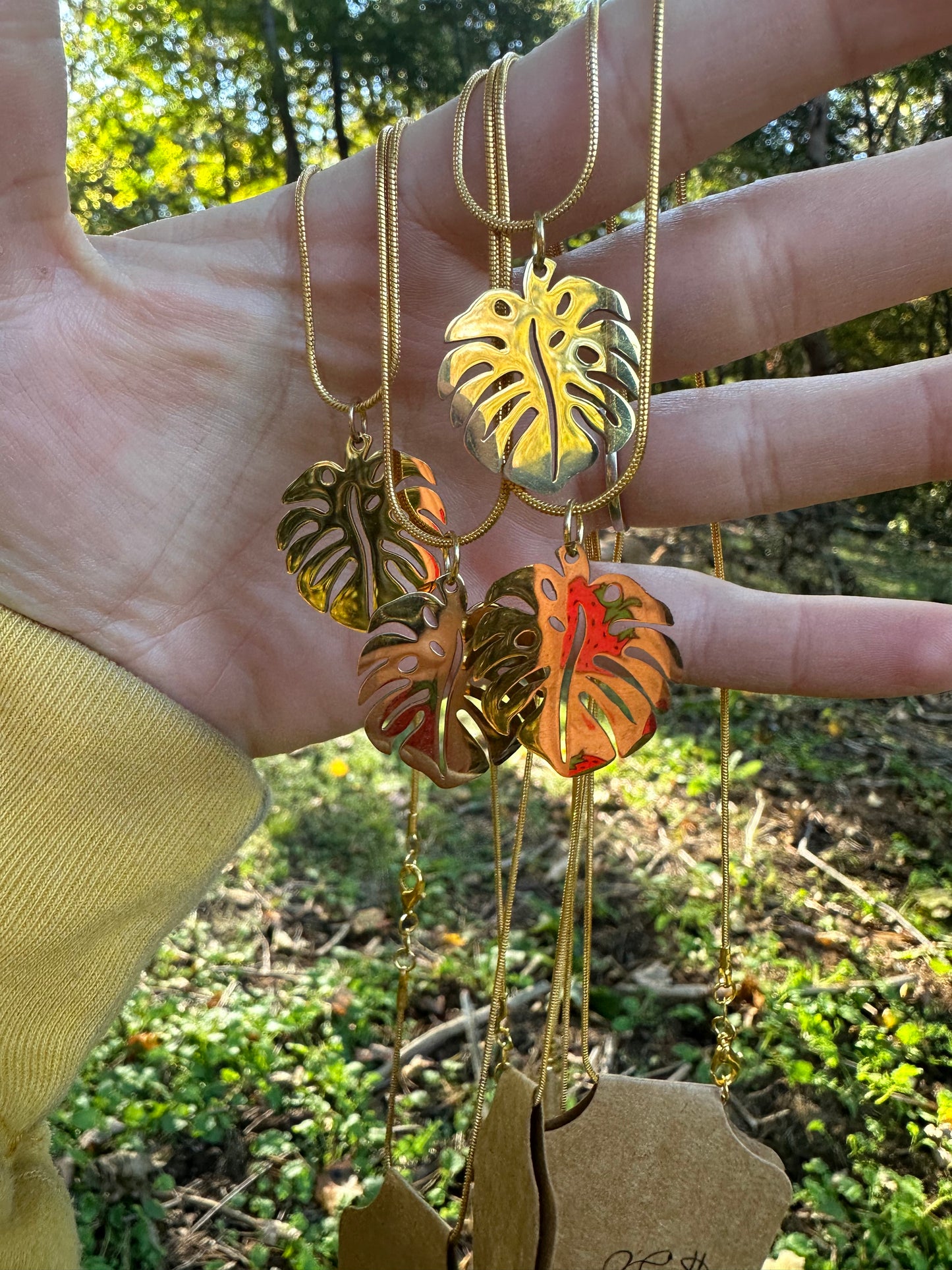 Golden monstera necklace